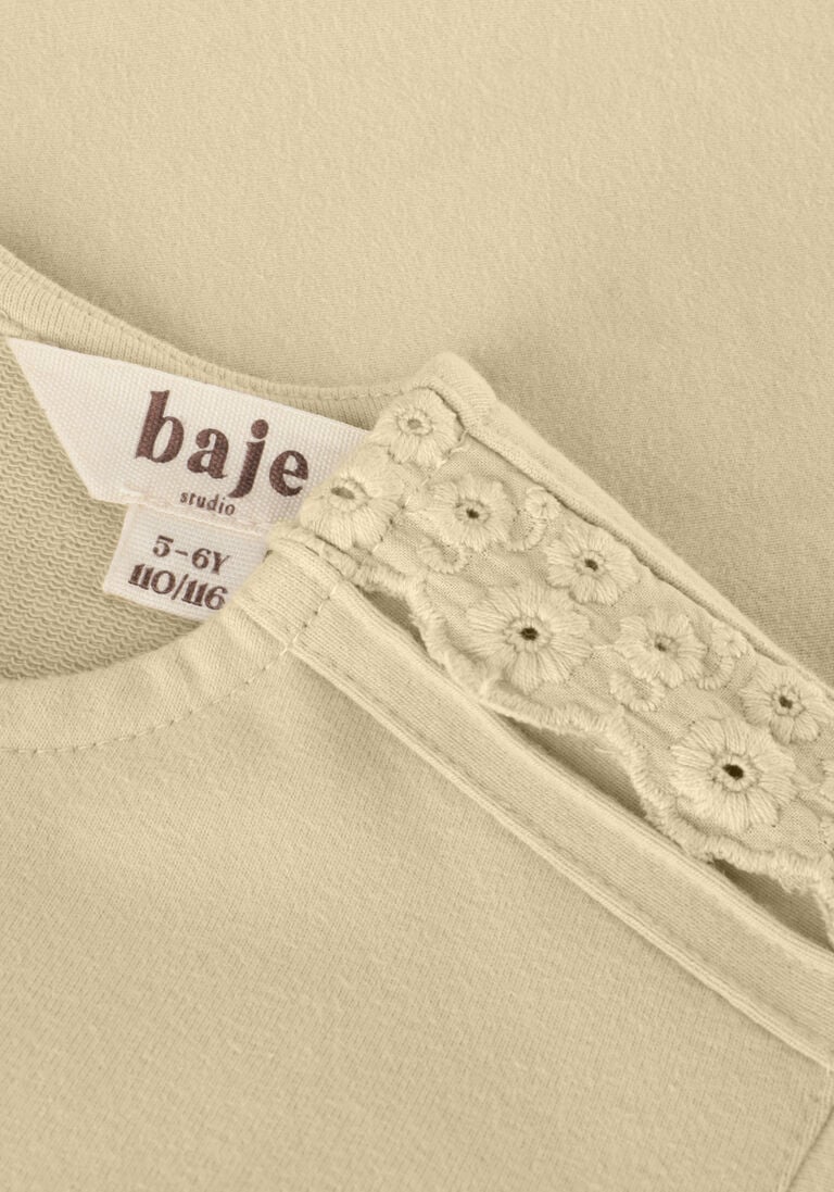 BAJE STUDIO zand baje studio top como