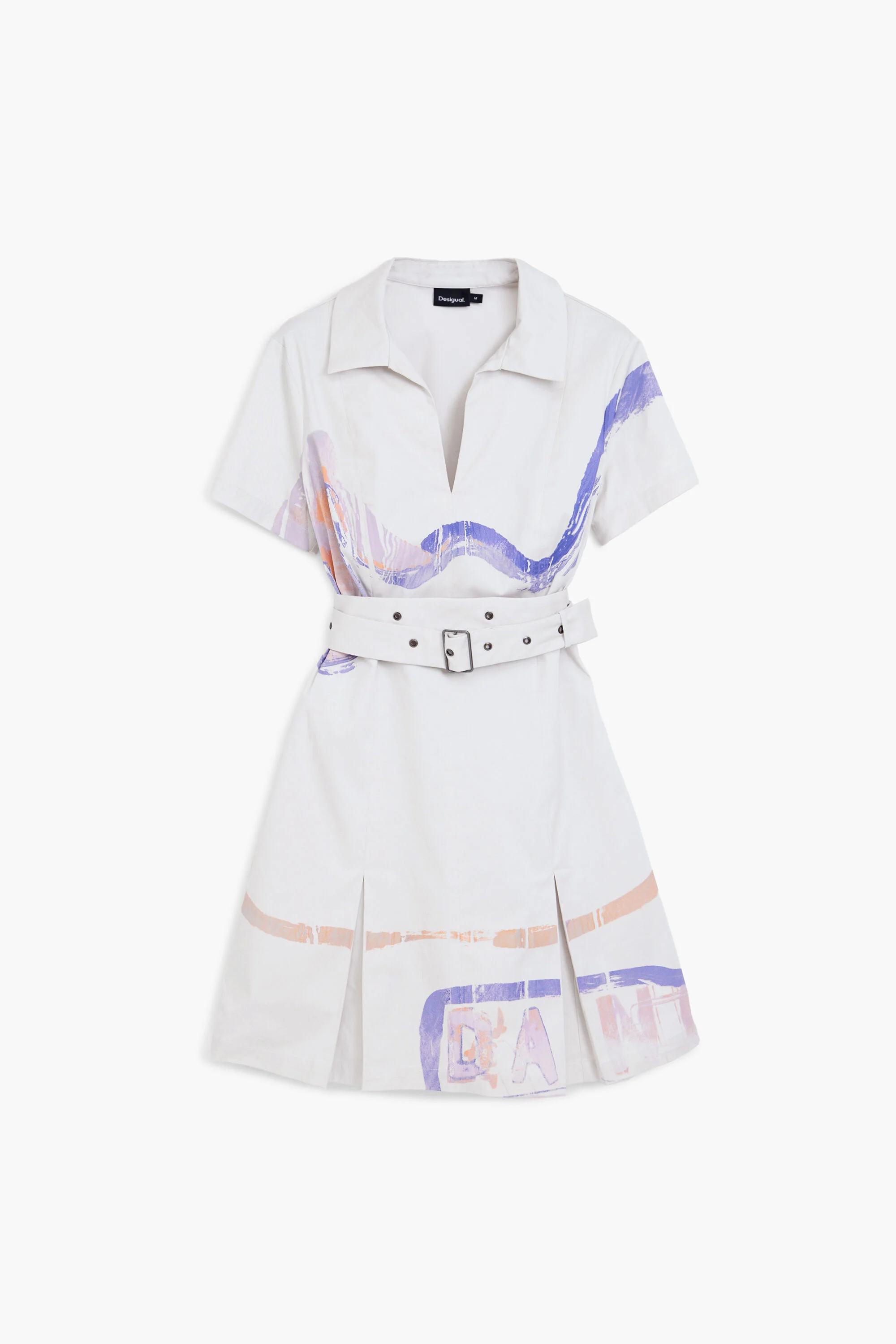 Vestido curto com cinto