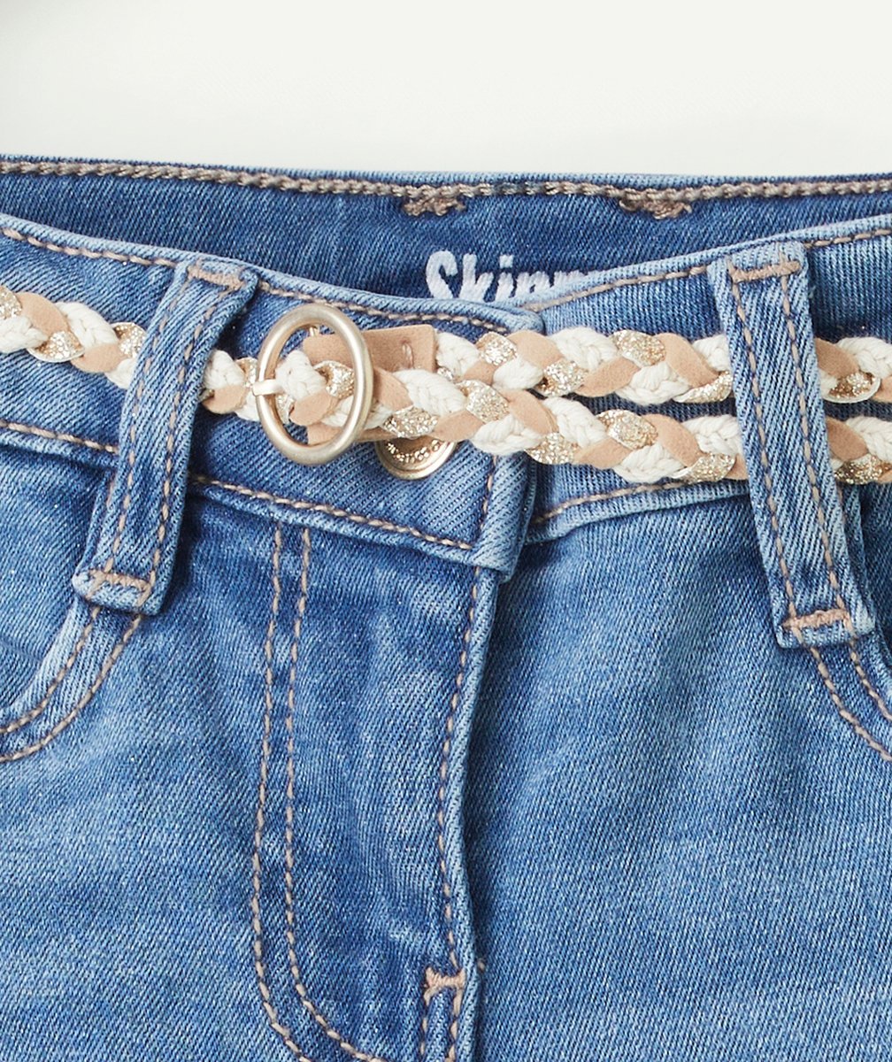 JEAN SKINNY FILLE EN DENIM LOW IMPACT AVEC CEINTURE TRESSÉE PAILLETÉE