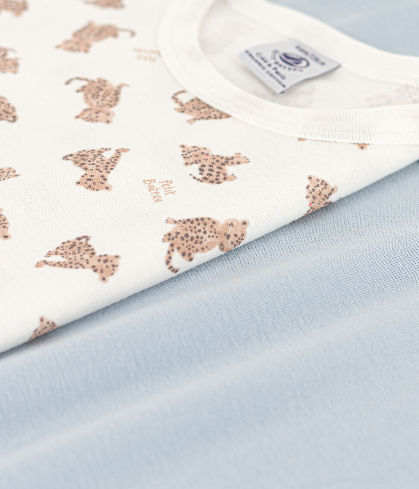 Lot de 2 tee-shirts manches courtes léopards en coton petit garçon