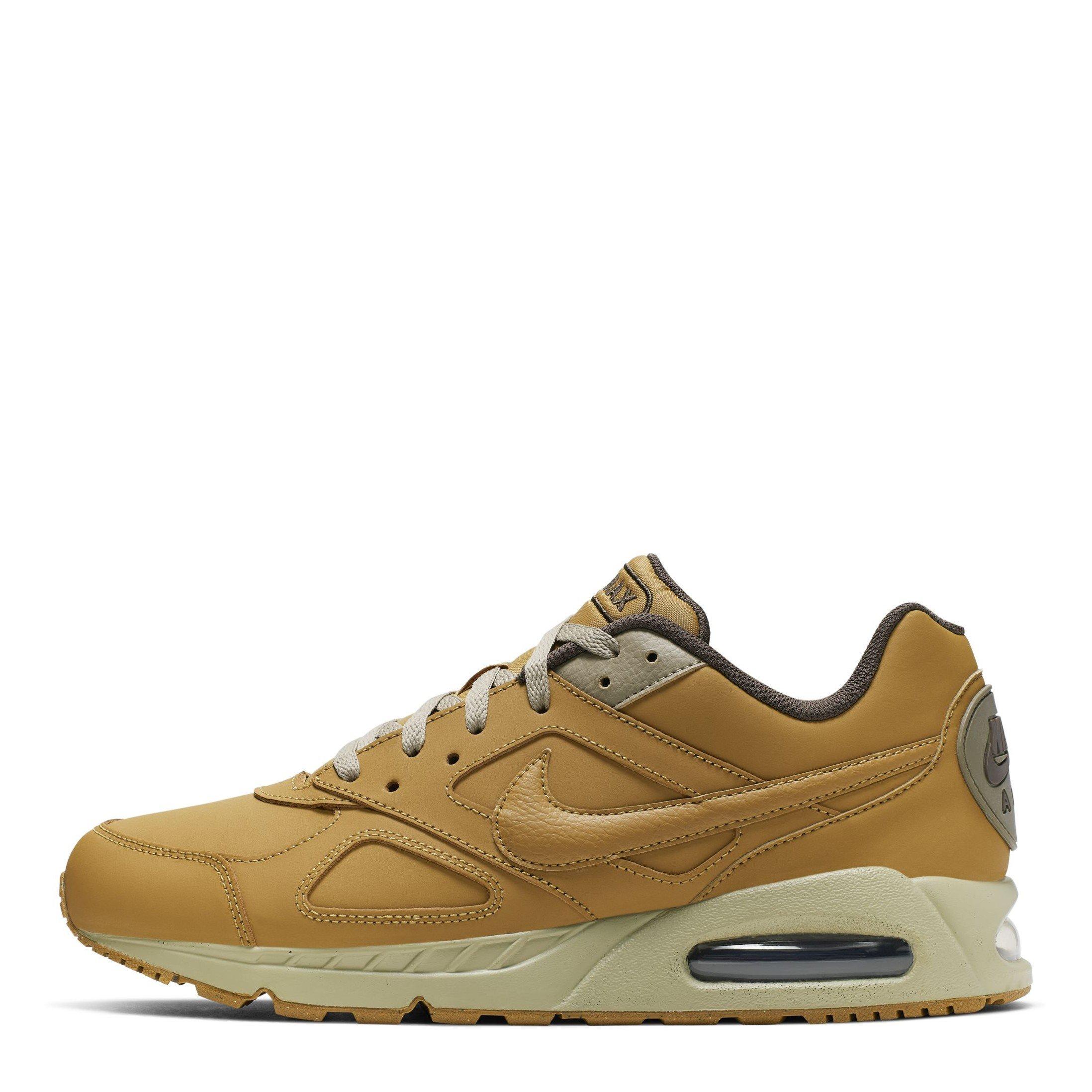 Nike Air Max IVO Trainers