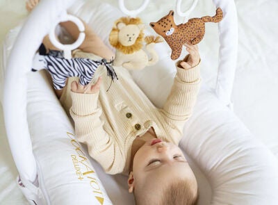 DockATot Lekebue Toy Bundle, White/ Day at the Zoo