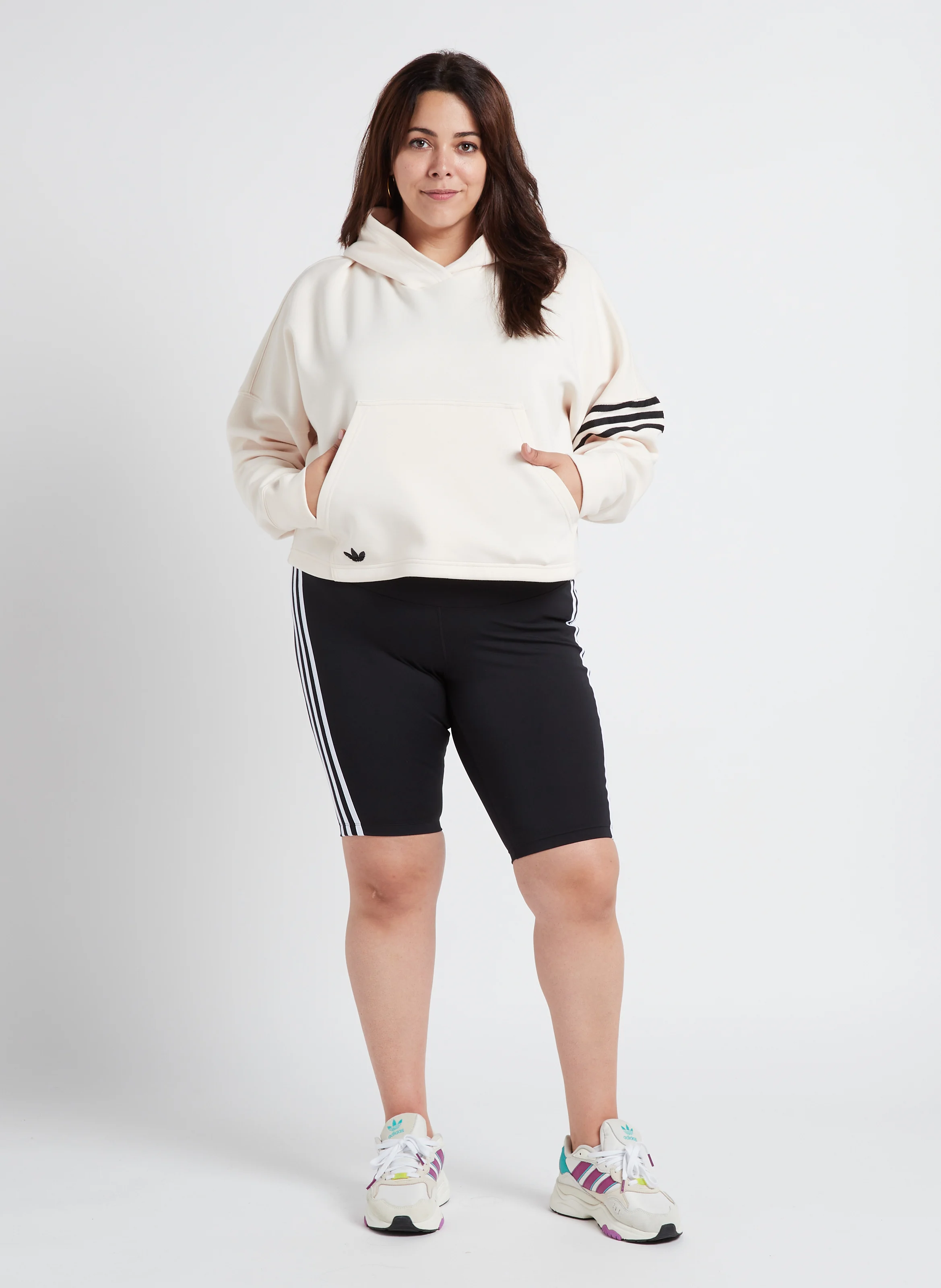 Sweat à capuche court | Beige