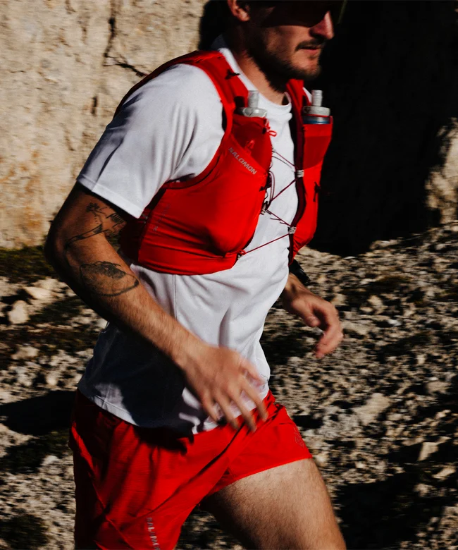 SENSE PRO 10  Laufweste mit Flasks Unisex