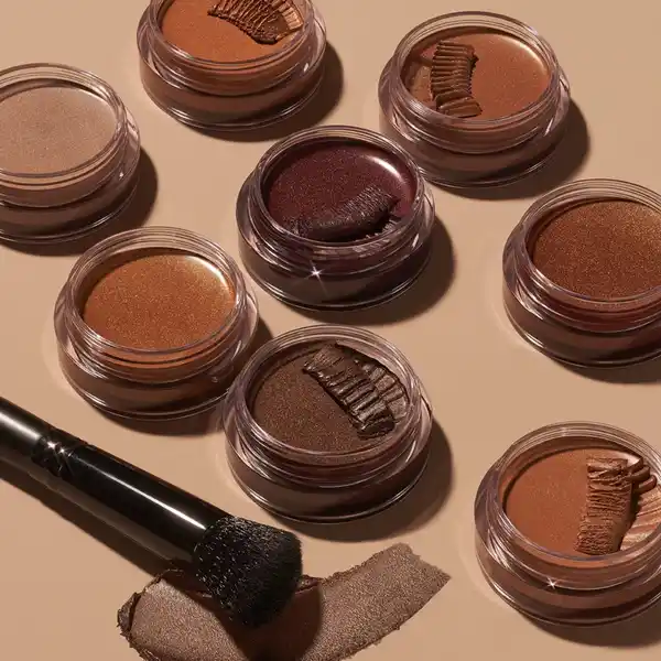 Luminous Putty Bronzer Sun Chaser