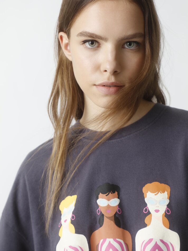 Camiseta Barbie - Cinza Antracite