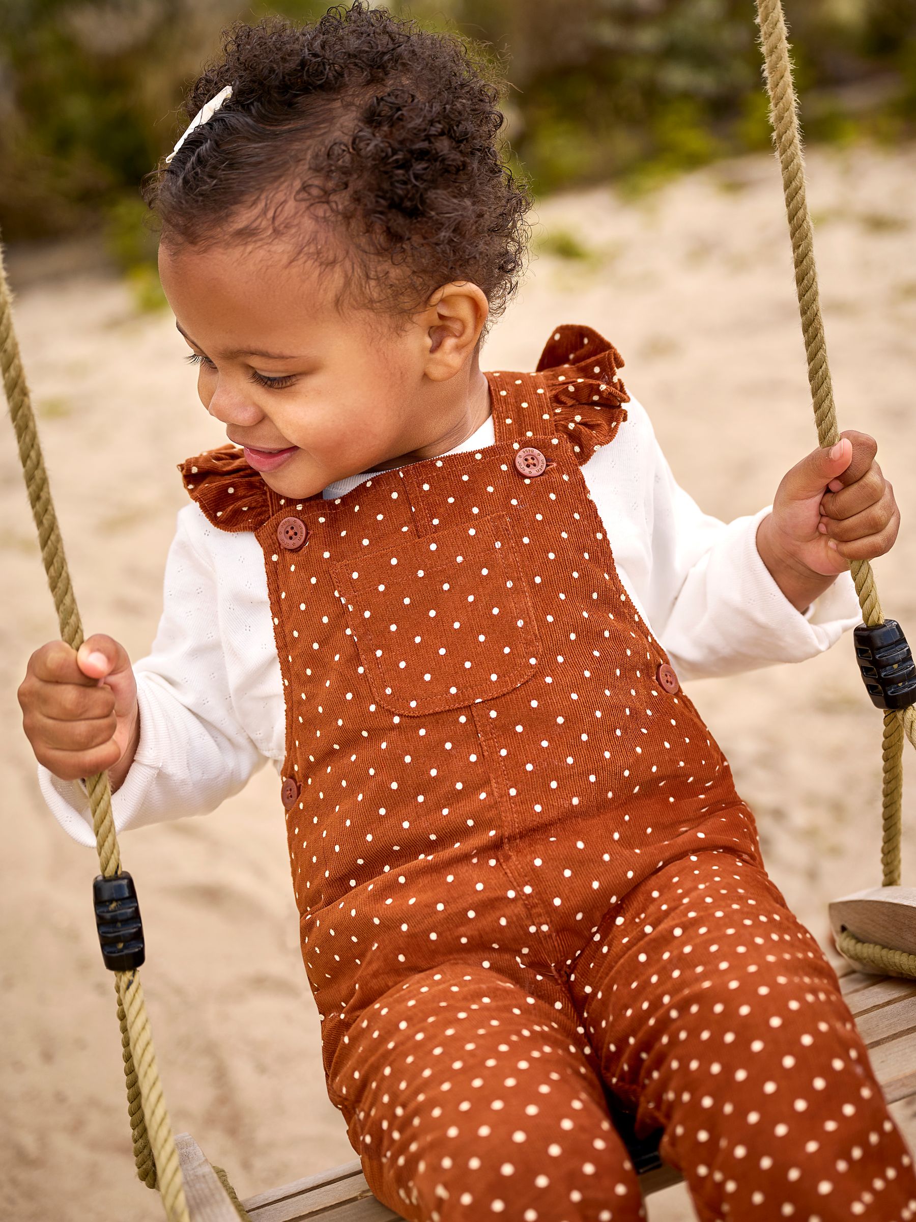 JoJo Maman Bébé - Set van tuinbroek met ruches en top