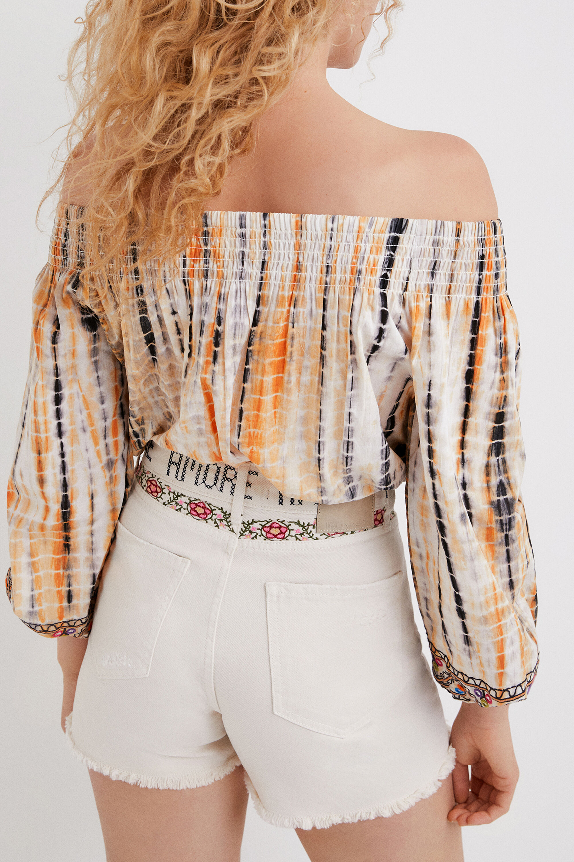 Blouse à col bateau