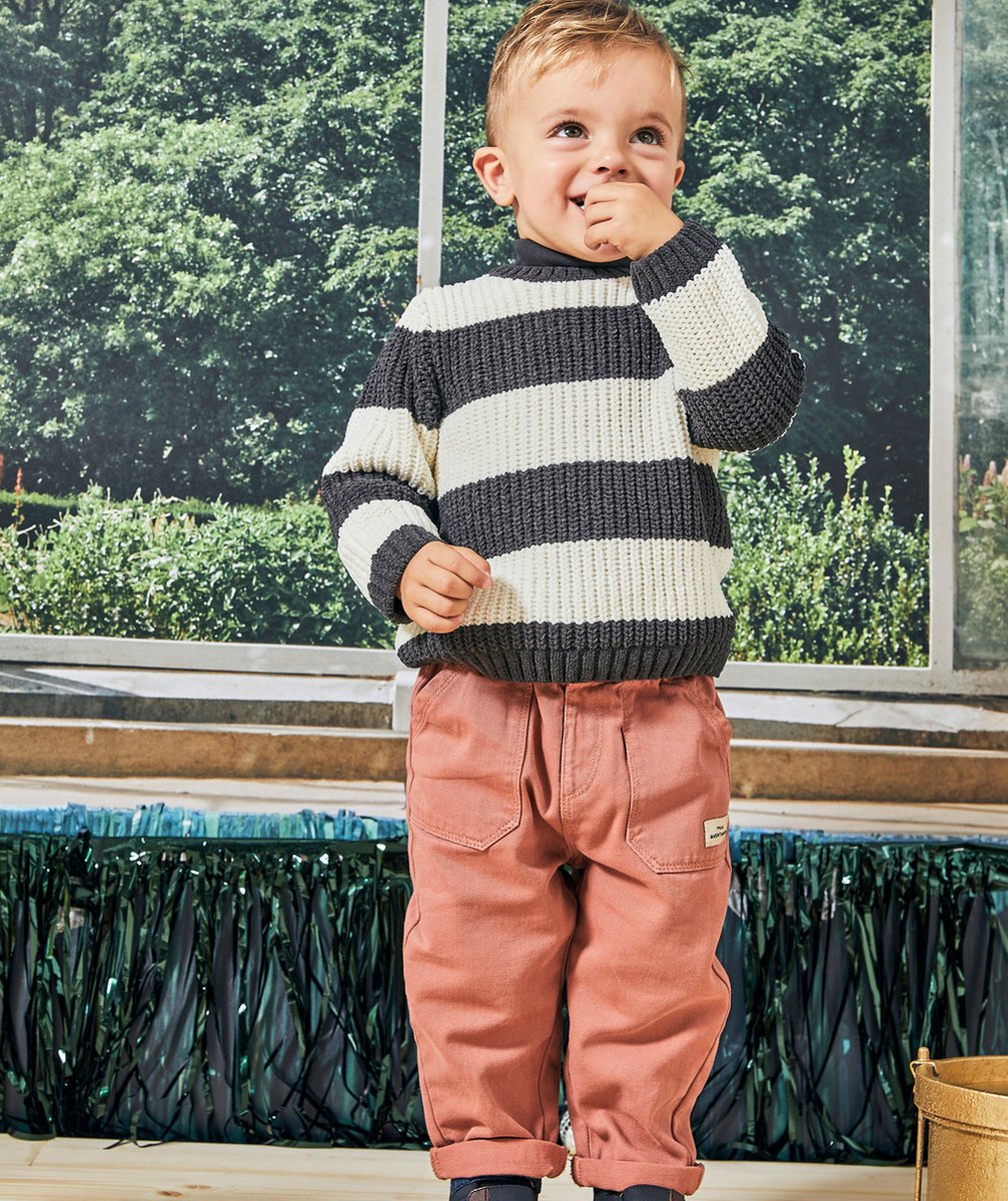 PANTALON RELAX BÉBÉ GARÇON EN FIBRES RECYCLÉES ROSE AVEC PATCH