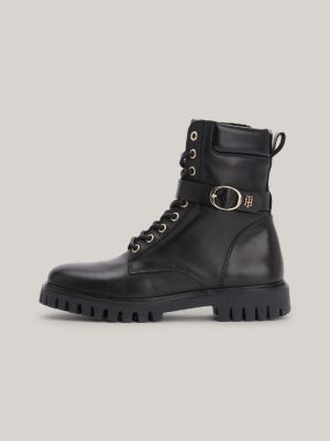 Botas de tornozelo de couro com fivela e travas