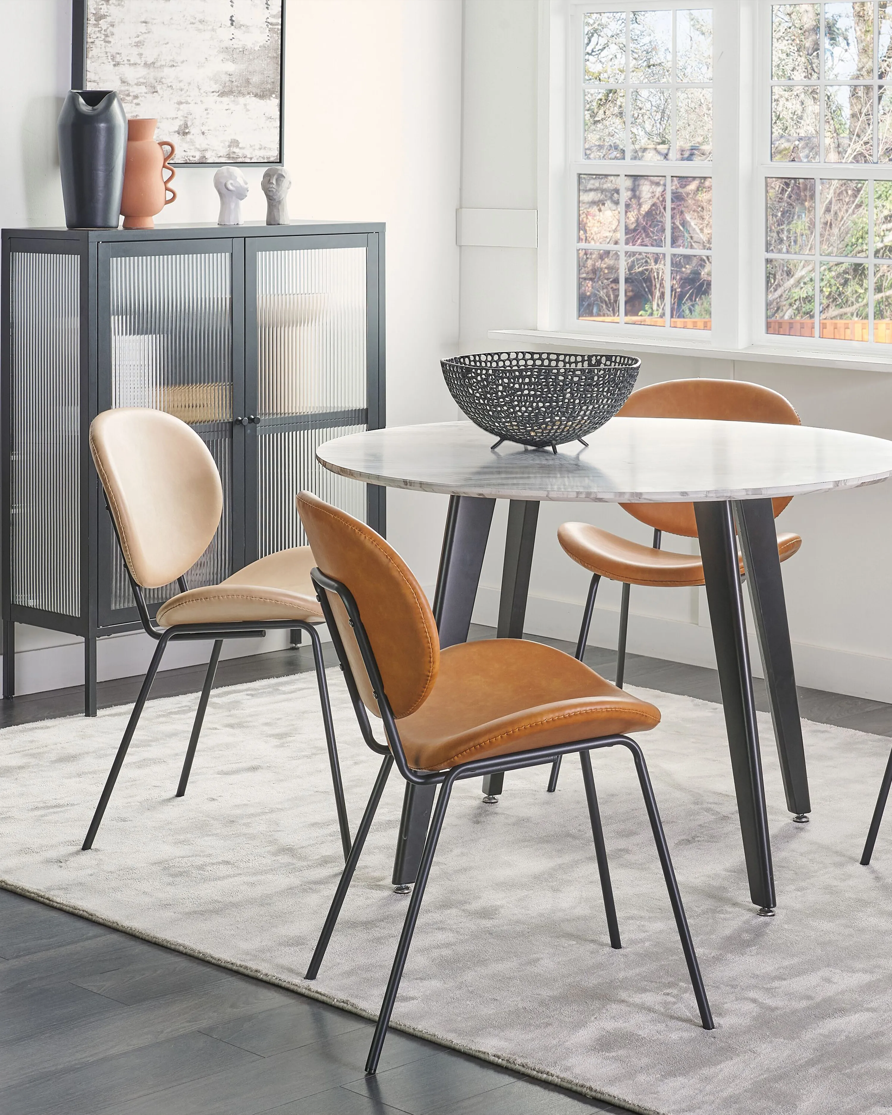 Set van 2 eetkamerstoelen LUANA Kunstleer Goudbruin