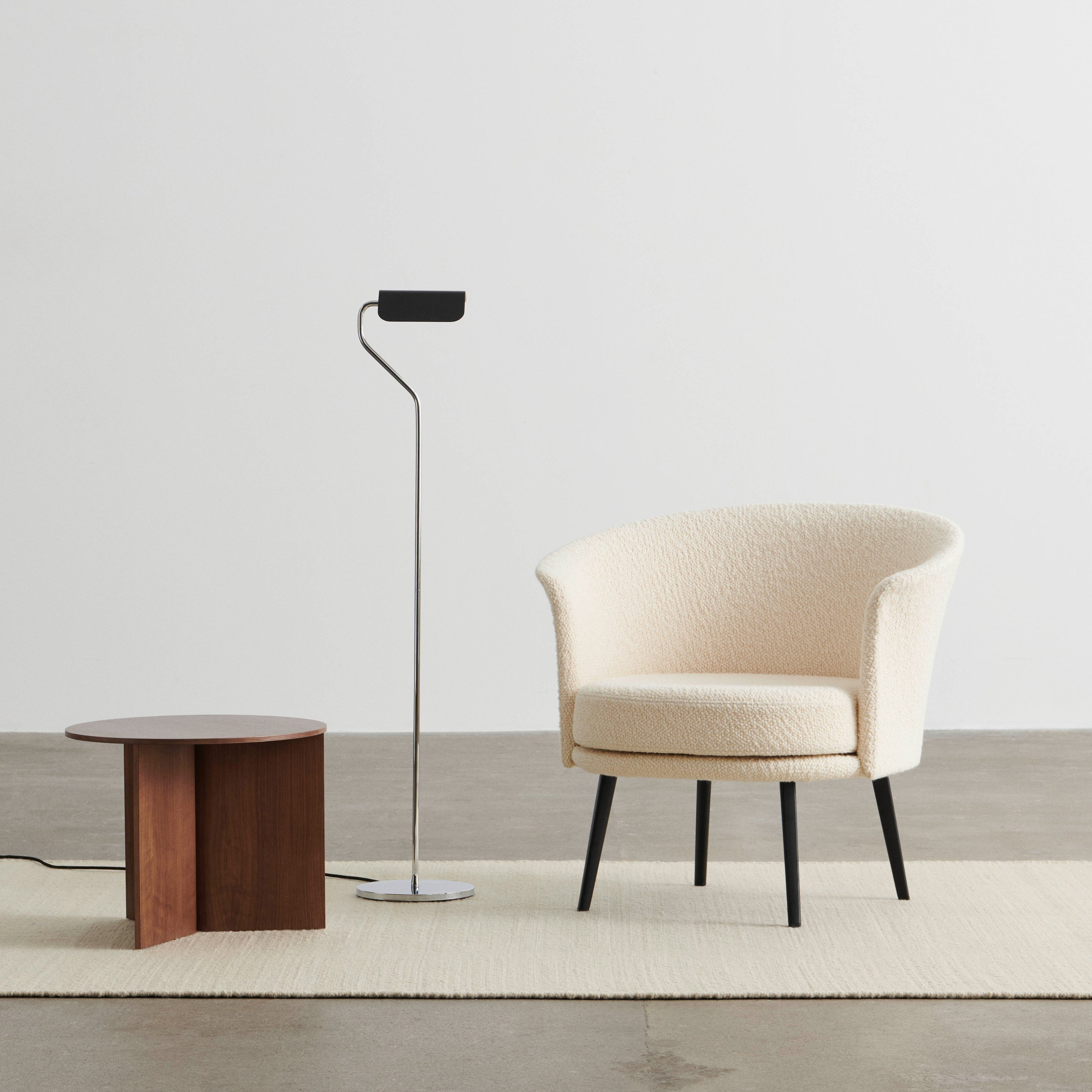 HAY Apex Vloerlamp - Iron Black