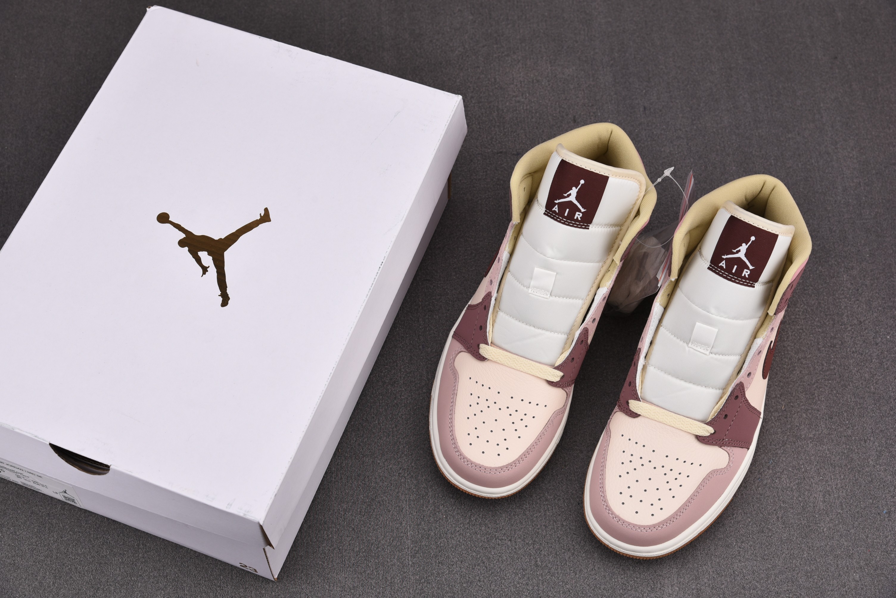 Jordan 1 Mid SE Dark Pony Smoky Mauve (Women Size!!)