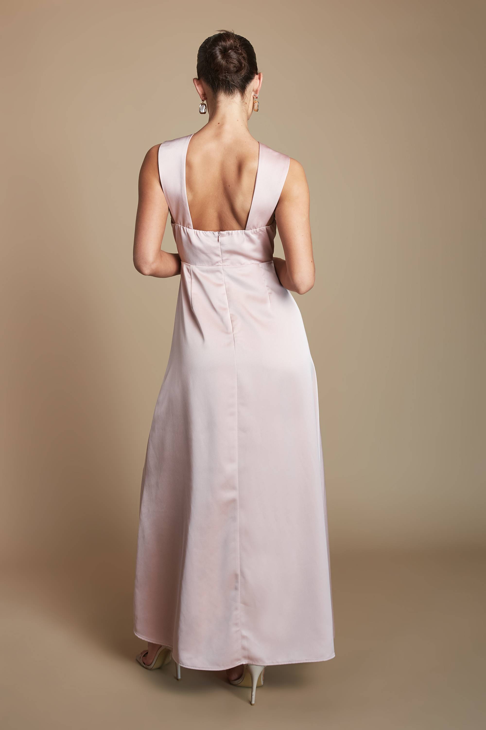 Coast Robe Longue De Demoiselle D'honneur En Satin À Col Halter Torsadé Petite