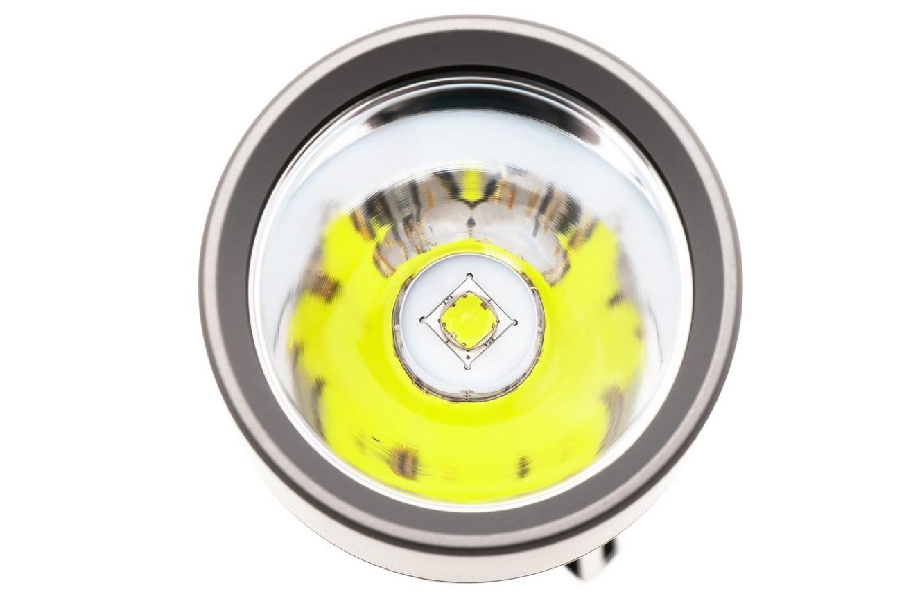 Fenix C7 oplaadbare zaklamp, 3000 lumen, grijs