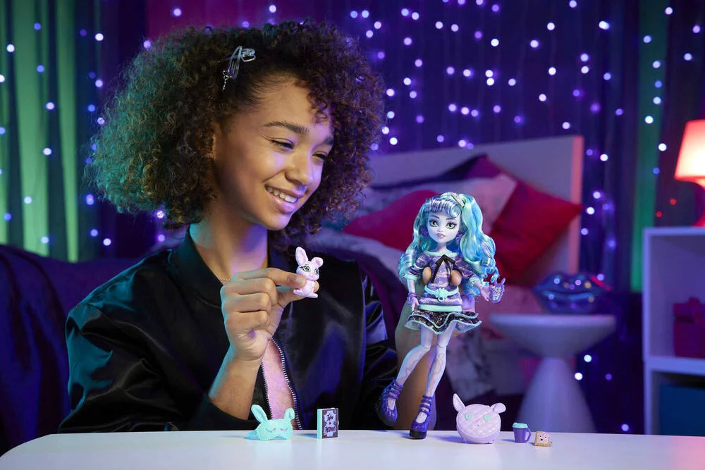 MONSTER HIGH - POUPEE TWYLA SOIREE PYJAMA