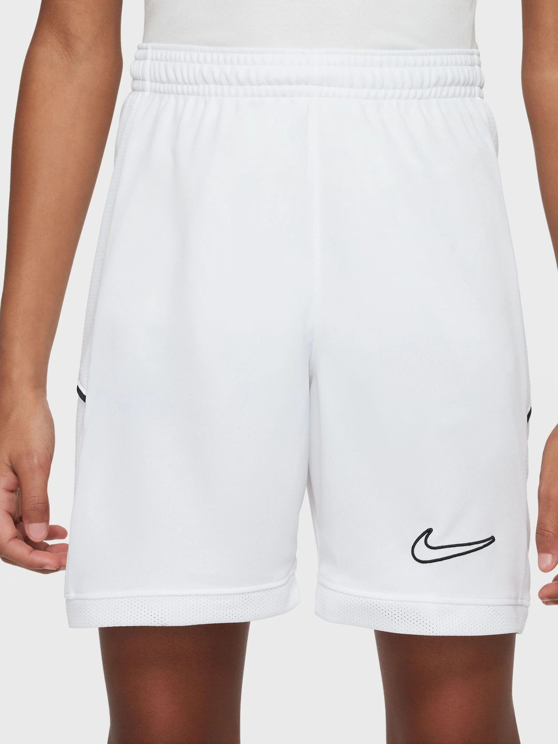 Wit - Nike Dri-FIT Academy 25 Shorts