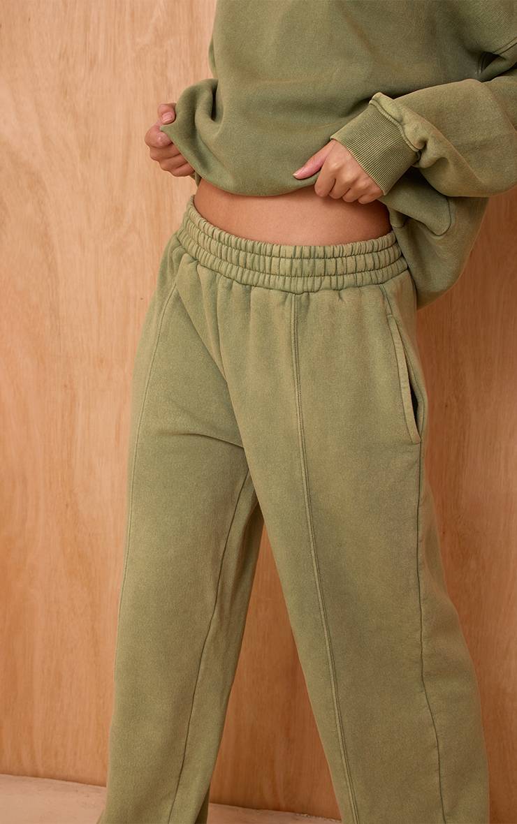 Vert Sauge Pantalon De Jogging À Revers Avec Coutures Contrastées Effet Délavé Acide