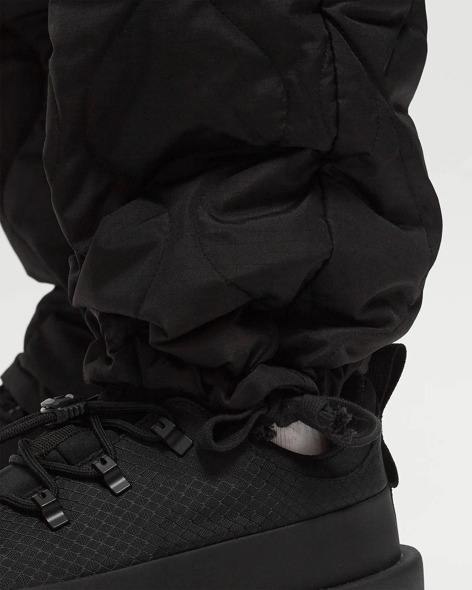 Taion MILITARY CARGO DOWN PANTS