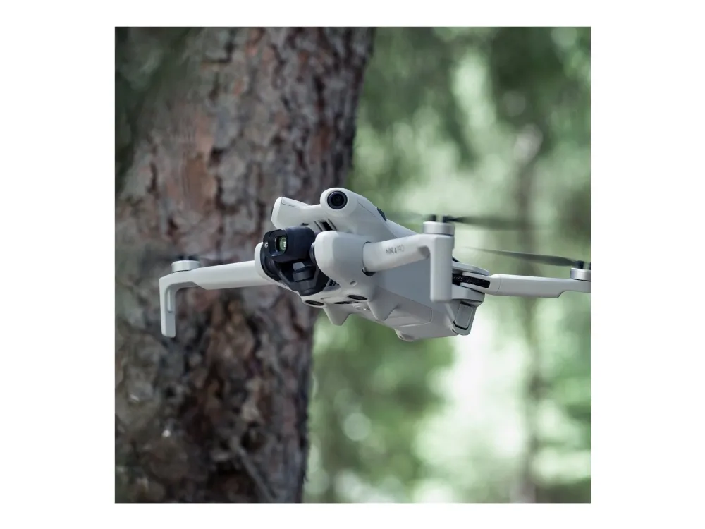 DJI Mini 4 Pro Fly More Combo - Drone - USB