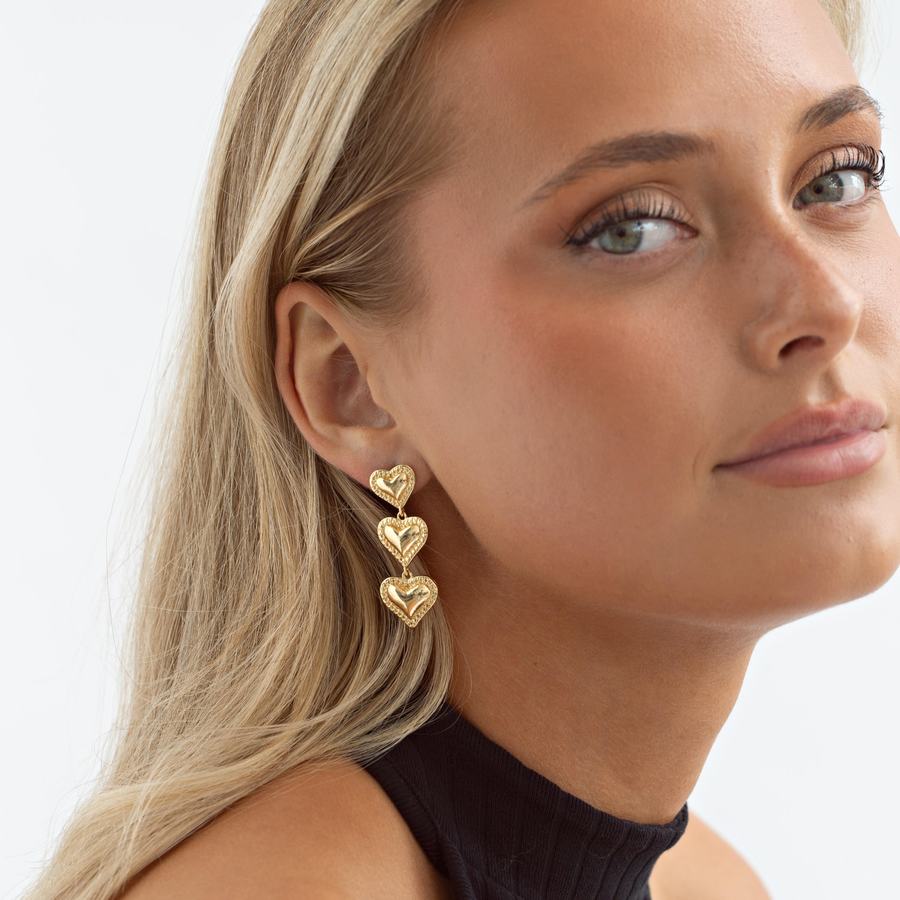 Timi Of Sweden Sonya Dangling Hearts Earrings