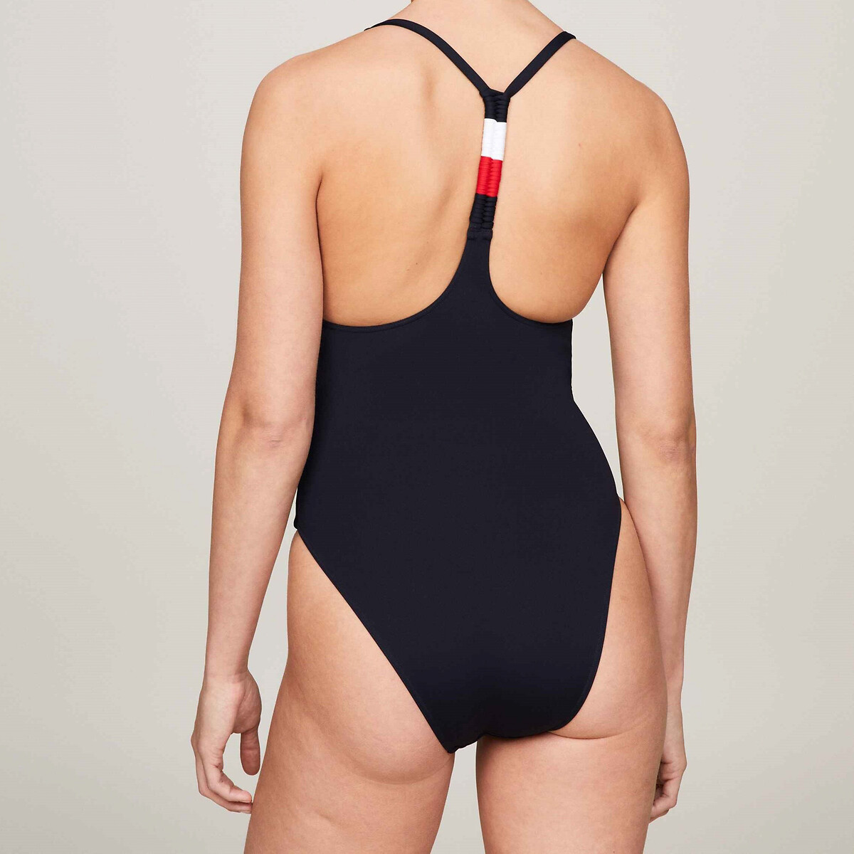 TOMMY HILFIGER<br>Maiô Elevado
