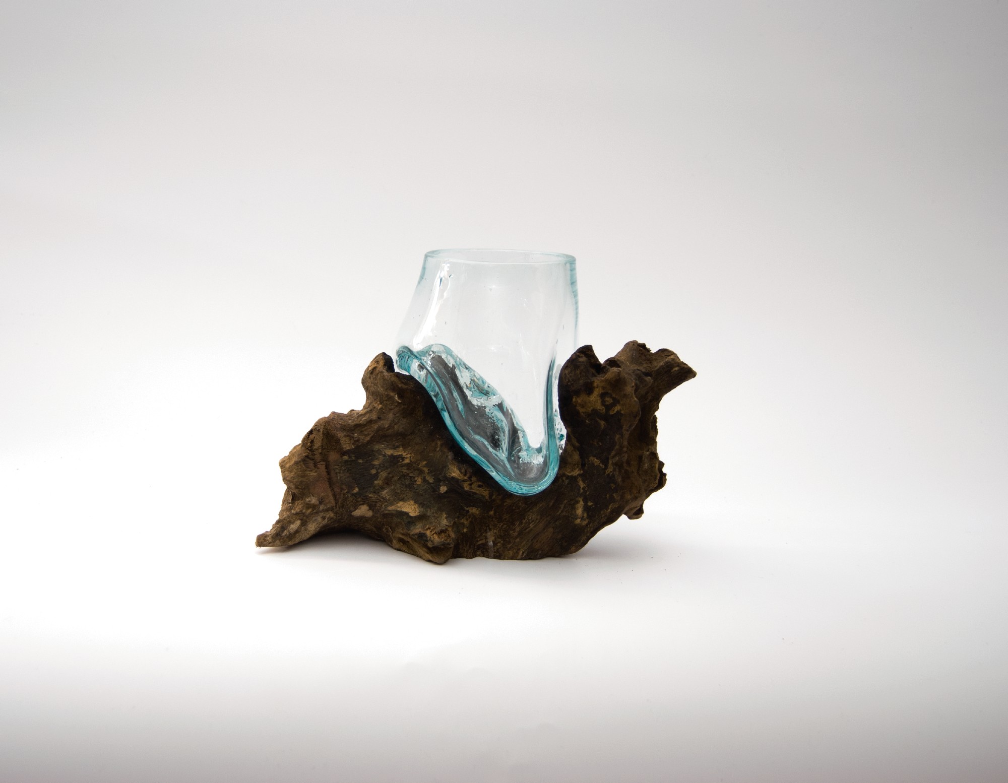 Glasvase aus Wurzelholz, B ca. 20 cm, H ca. 20 cm, T ca. 20 cm von fischer's lagerhaus