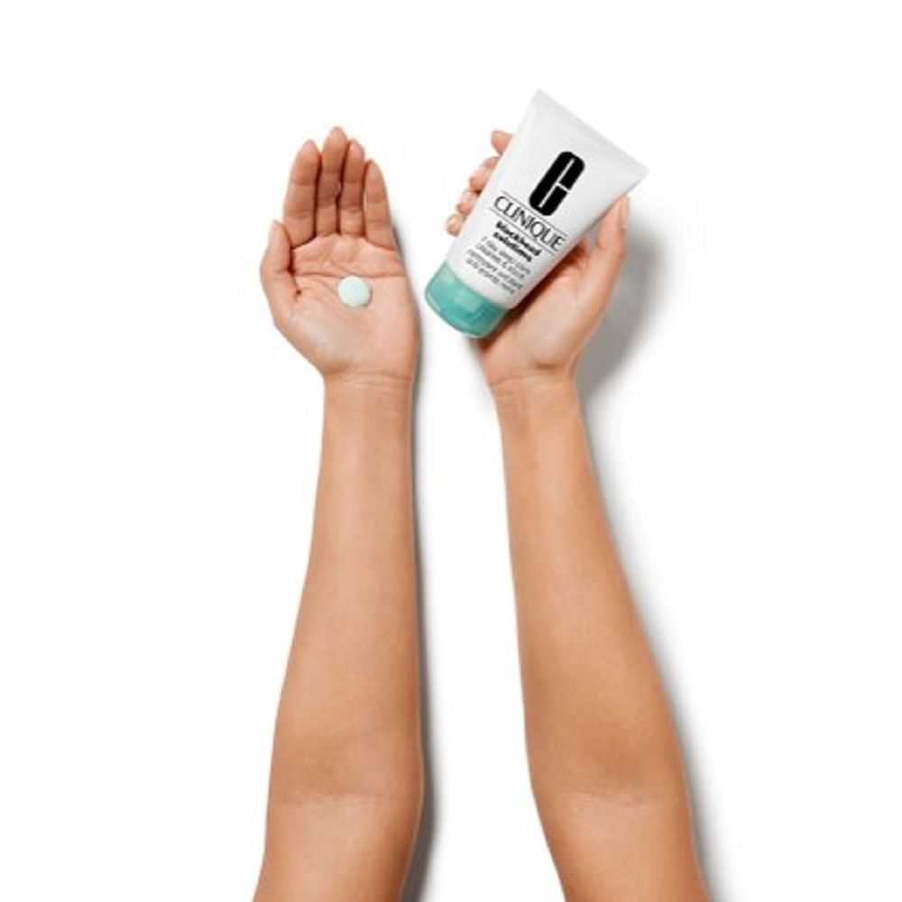 CLINIQUE Blackhead Solutions™ Peeling