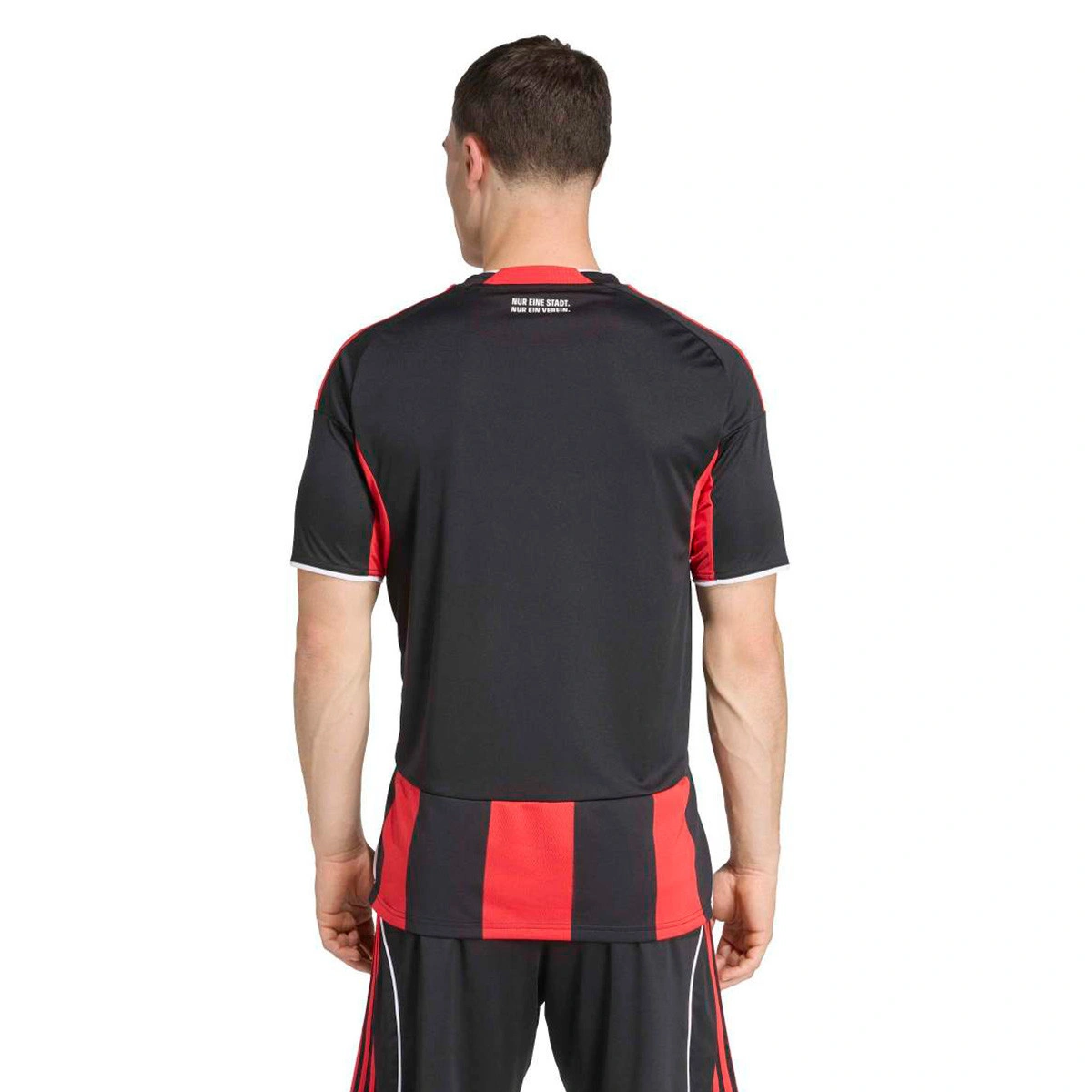 Camisola adidas Eintracht Frankfurt Primeiro Equipamento 2025-2026