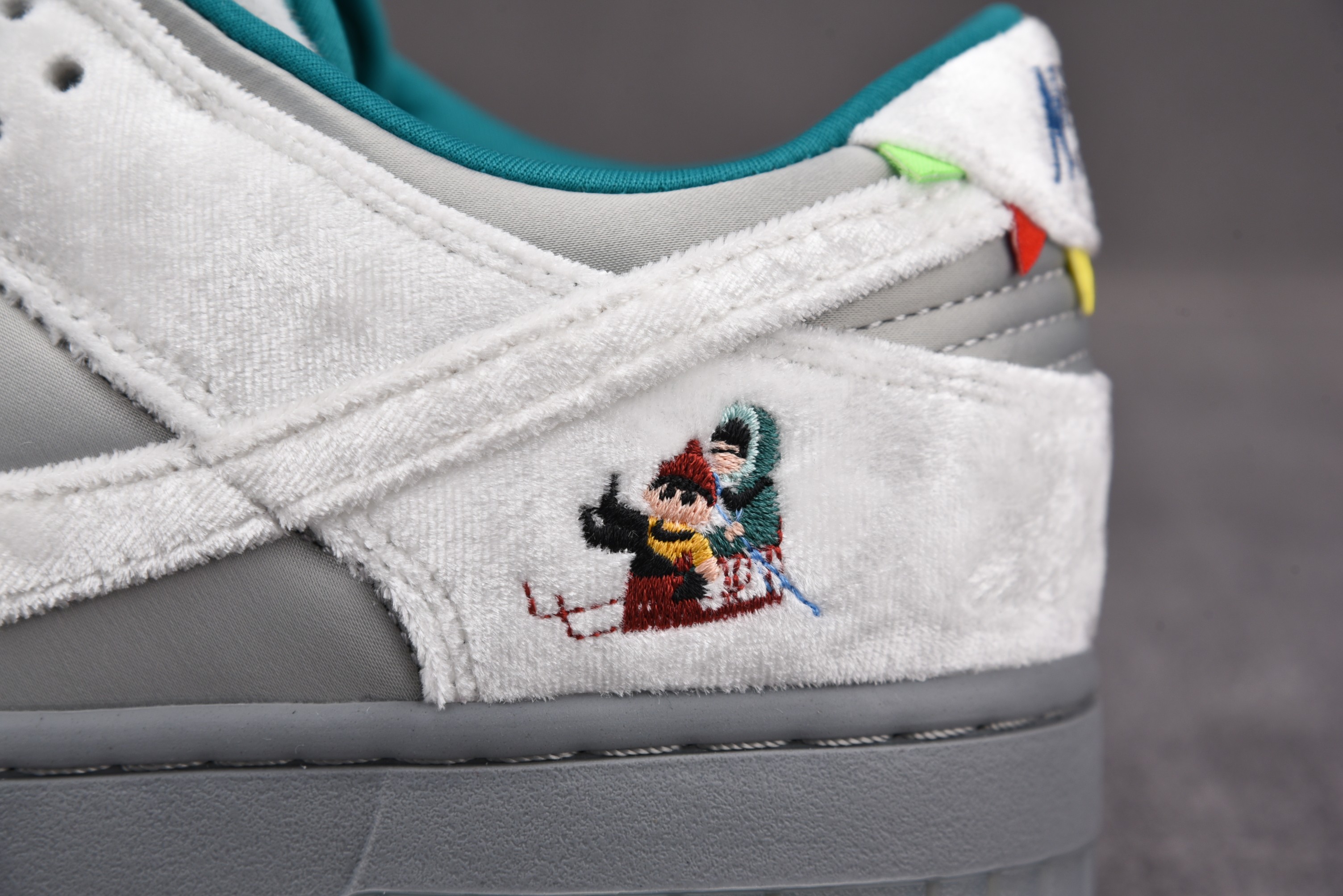 Nike Dunk Low Ice (Women Size!!)