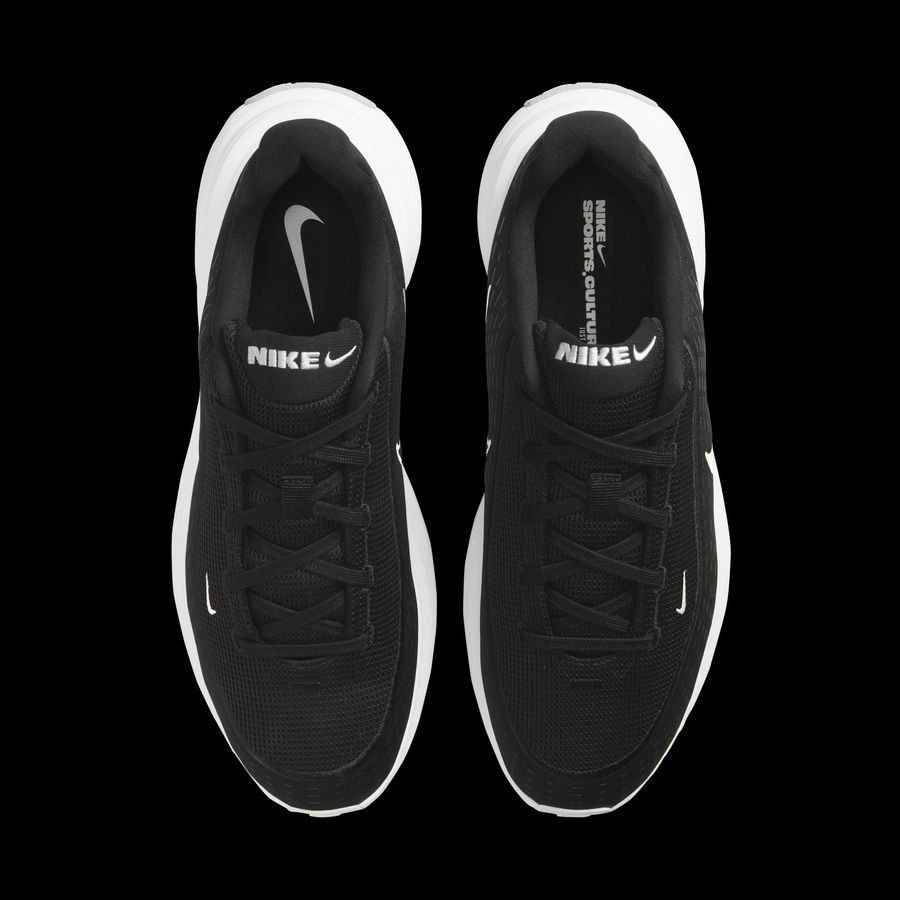 Nike Uplift SC