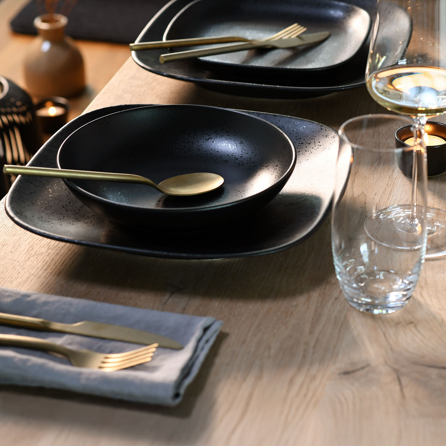 Teller-Set Magic Black Square, 12-teilig