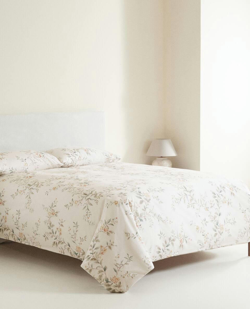 CAPA DE EDREDOM COM ESTAMPA FLORAL