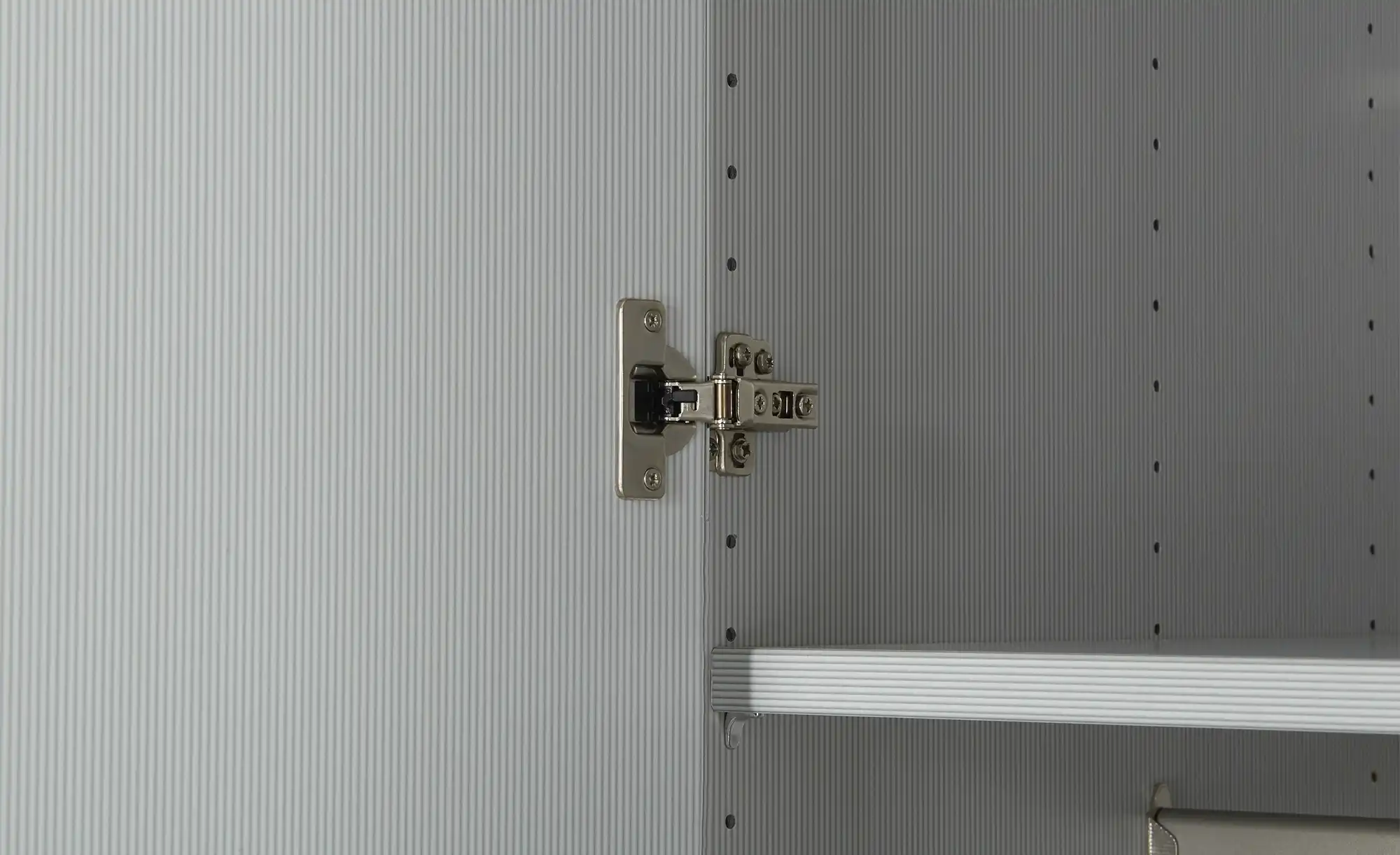 Drehtürenschrank Velua 2