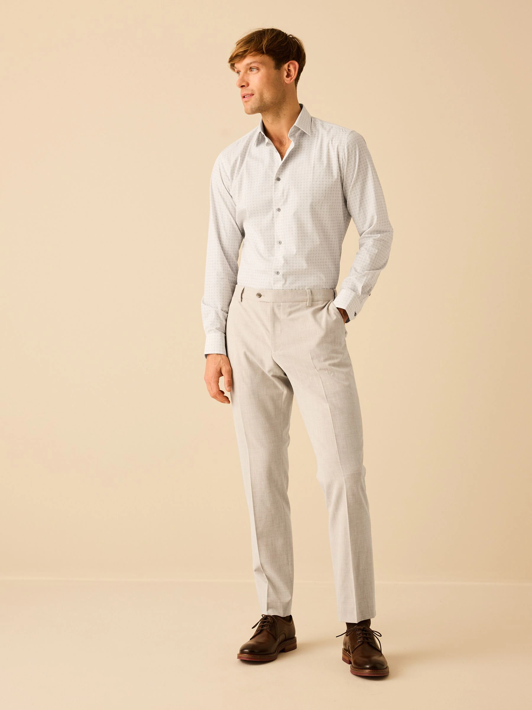 Pastelgeel - Slim Fit - Motionflex kostuum met stretch: pantalon