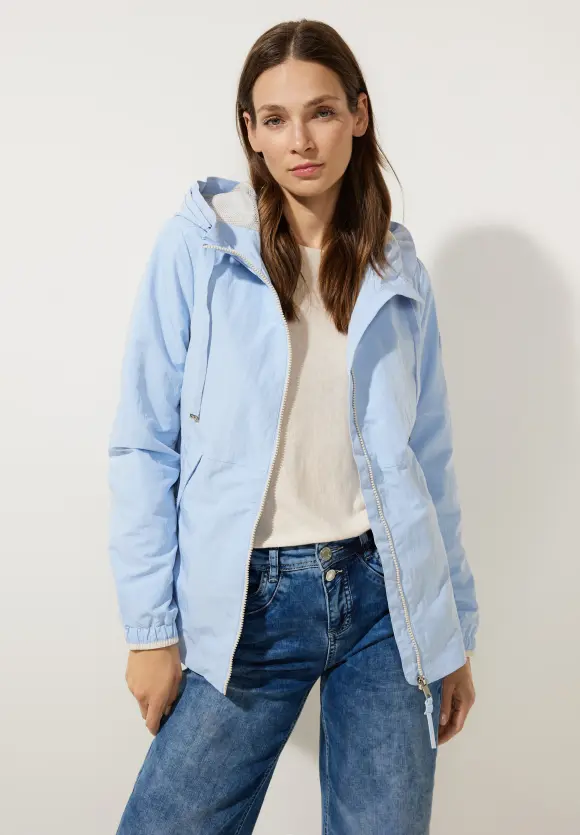 Moderner Windbreaker - happy blue