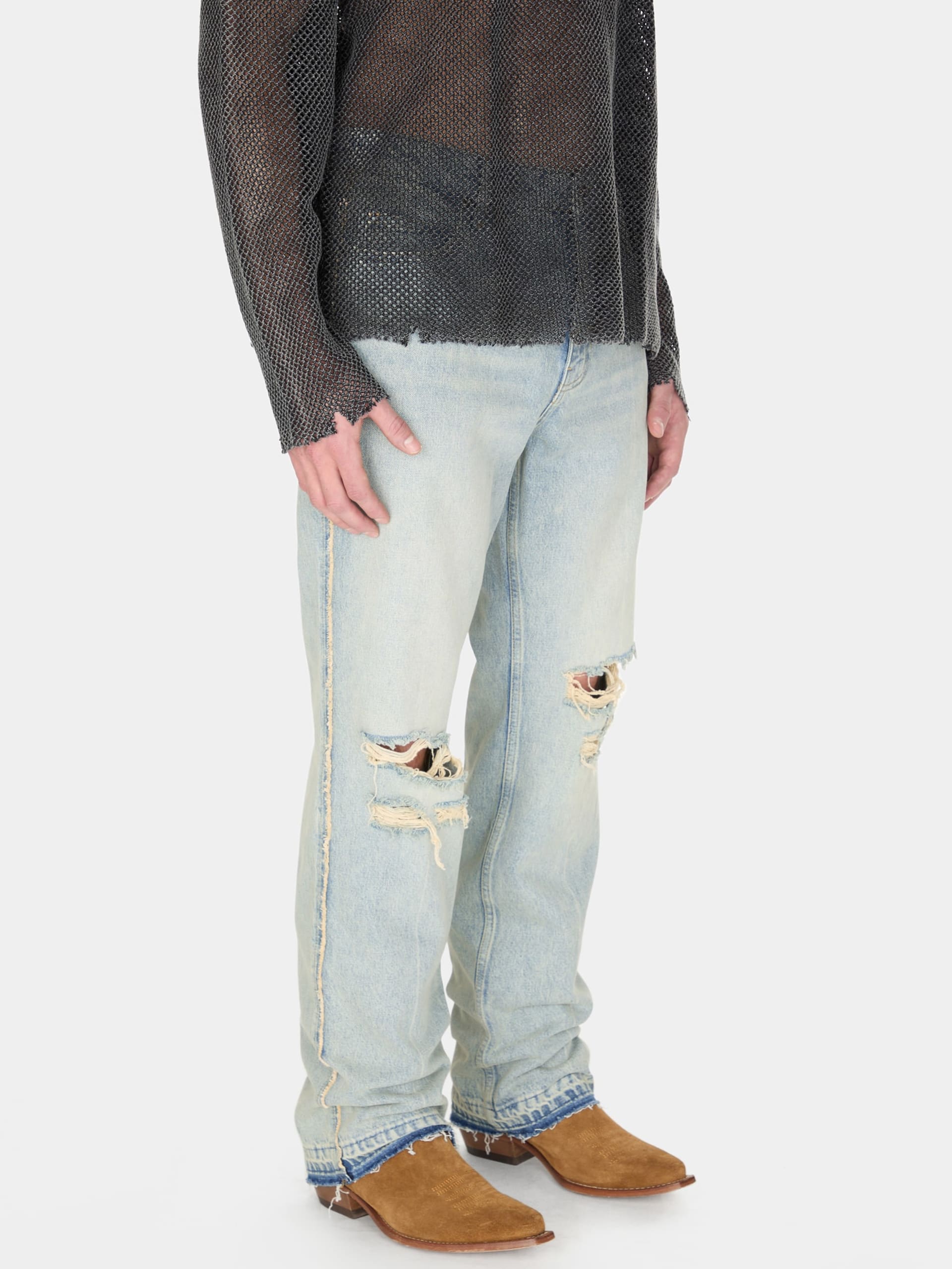 calça flare jeans desgastada
