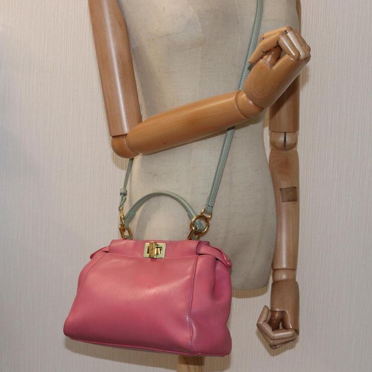 Fendi Vintage Fendi Peekaboo Pink