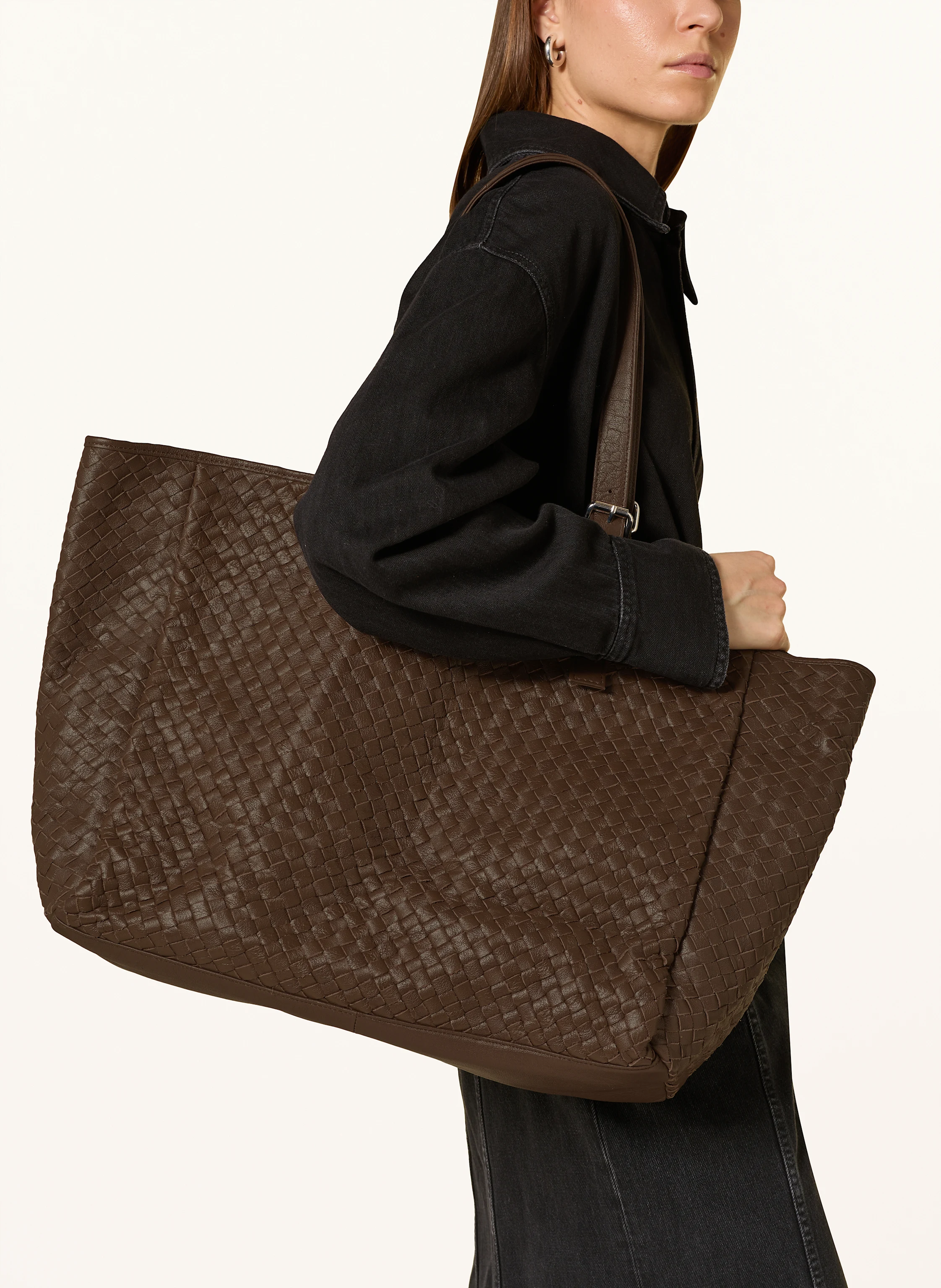 NÚNOO Shopper