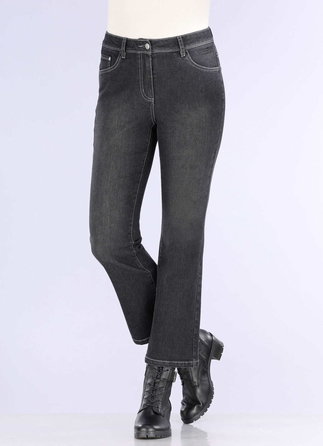 Jeans in Bootcut-Form