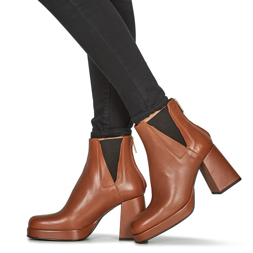 Fericelli - ALSTROMERIA - Camel