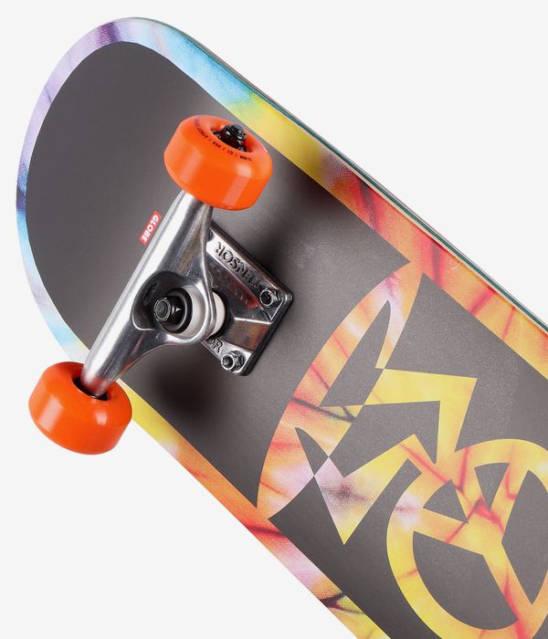 Globe Peace Man Mid 7.6
