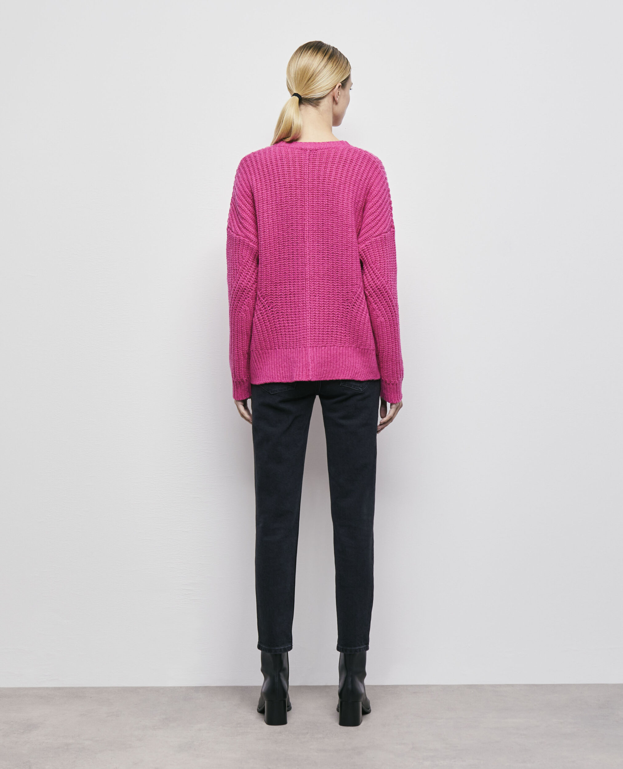 Cardigan rose
