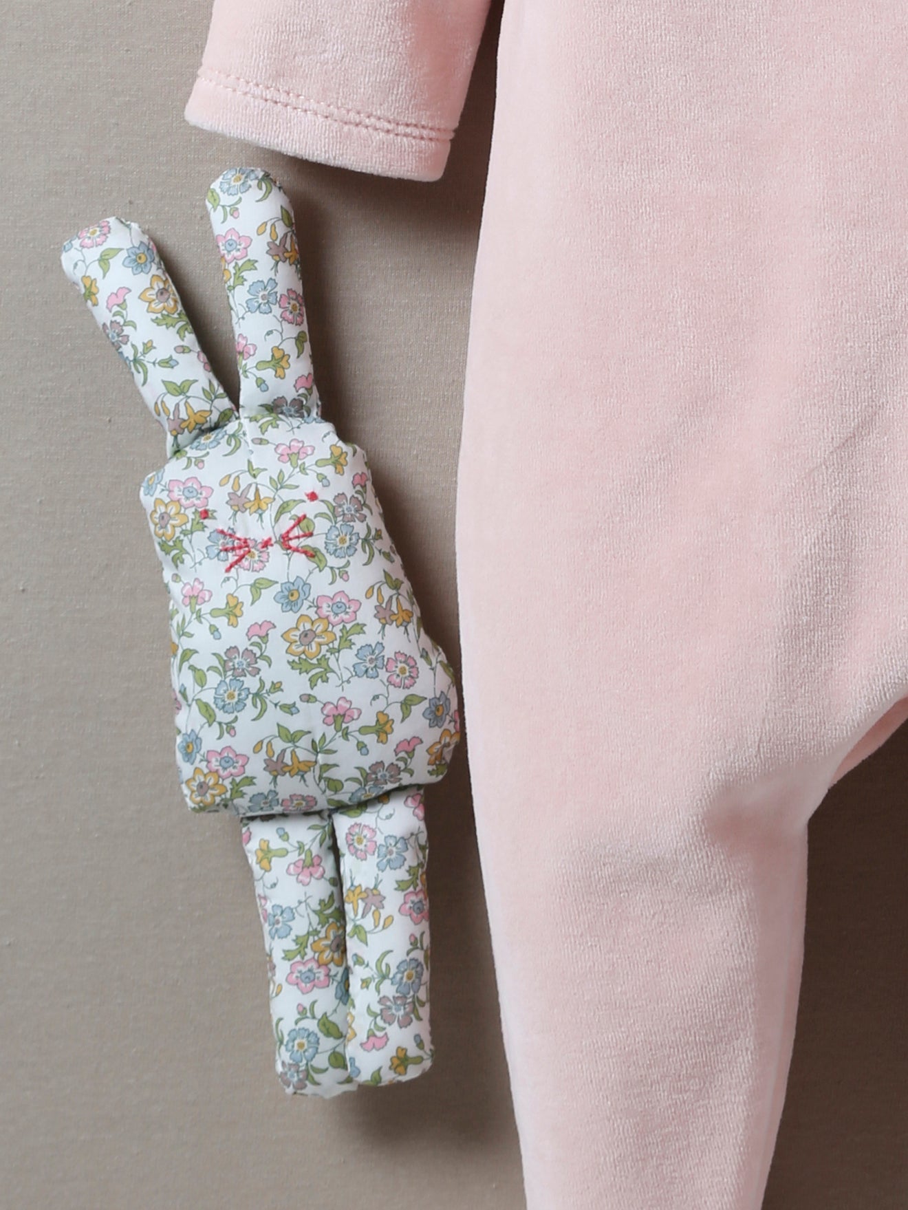 Dors-bien en velours et tissu Liberty + doudou