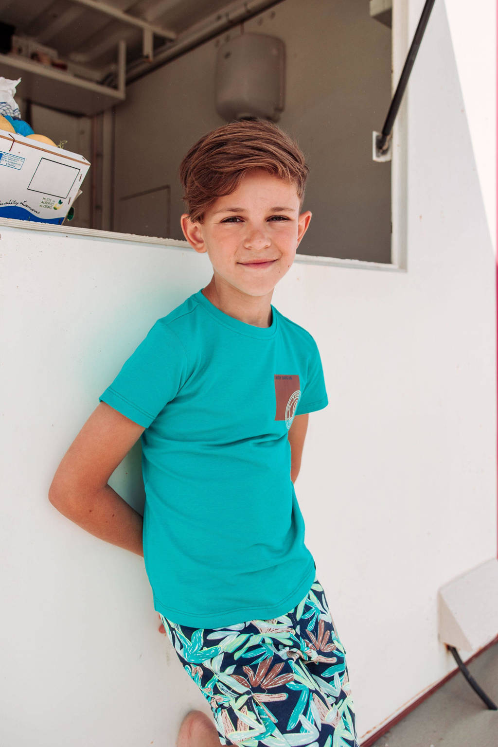 B.Nosy sweatshort met bladprint donkerblauw/groen
