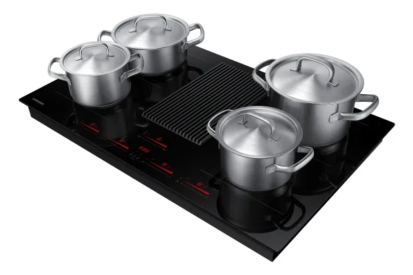 Samsung NZ84T9747VK - Induktions kogeplade - 4 plader - Niche - bredde: 80.7 cm - dybde: 49.2 cm - Klasse A  - sort med downdraft-udstødning