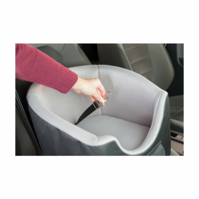 Siège de voiture confortable pour chien Trixie - dimensions 45 x 39 x 42 cm