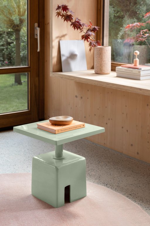 Zuiver Chubby bijzettafel beige