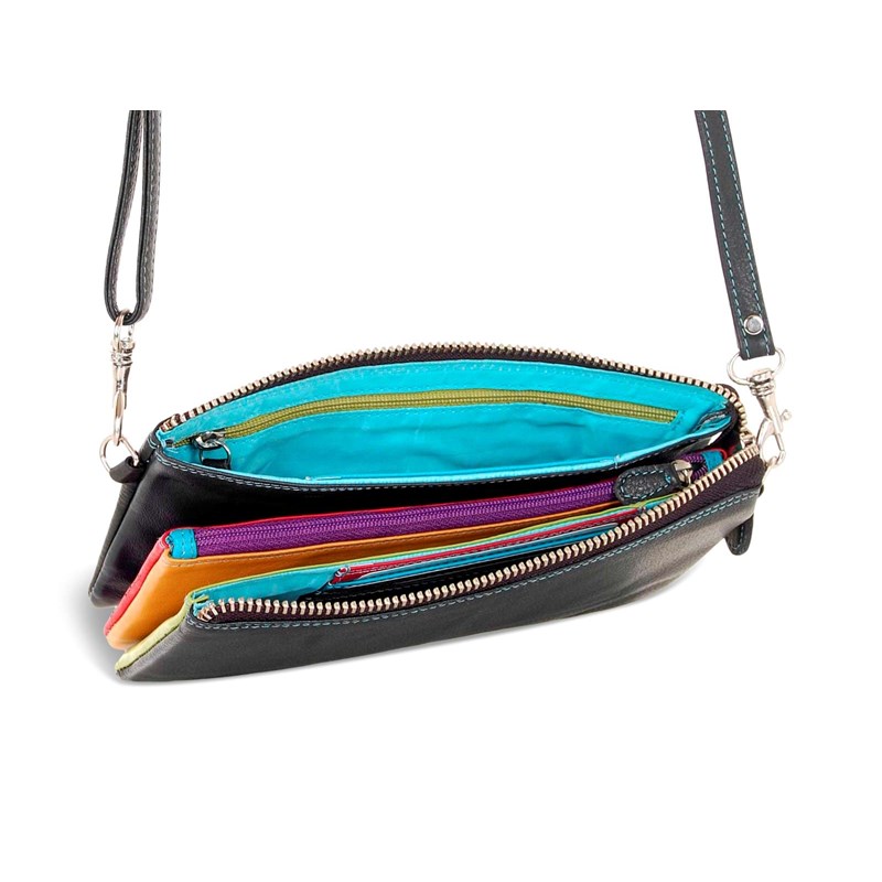 Pia Ries<br>Clutch