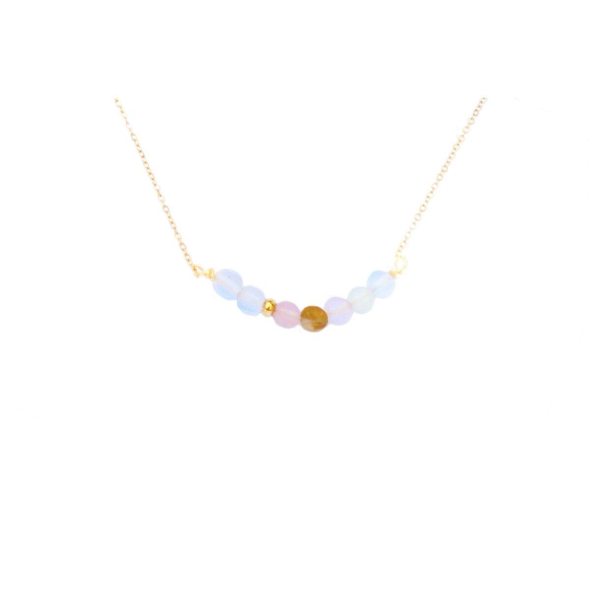 Collier décoré de Perles semi-précieuse tourmaline brute et perle plaqué or